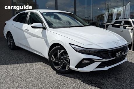 White 2025 Hyundai I30 Sedan ELITE F