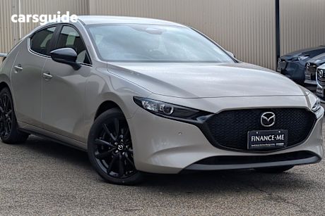 Beige 2025 Mazda Mazda3 Hatch G25 EVOLVE SP F