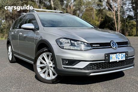 Silver 2018 Volkswagen Golf SUV ALLTRACK 132TSI 4WD