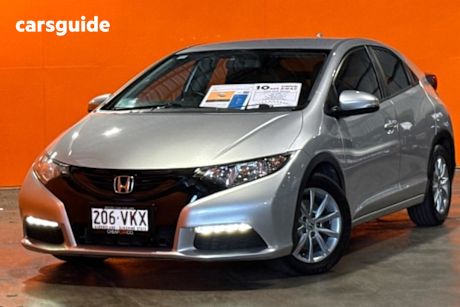 Silver 2014 Honda Civic Hatchback Vti-S