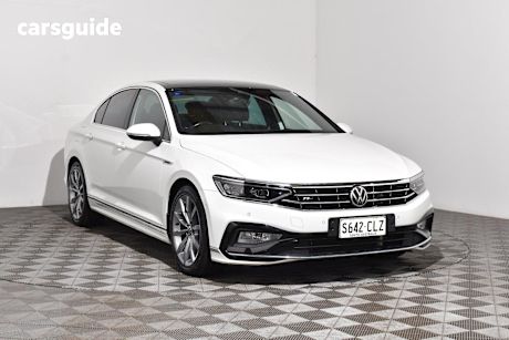 White 2021 Volkswagen Passat Sedan 162TSI ELEGANCE F