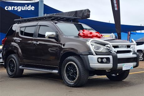 Brown 2017 Isuzu MU-X SUV LS-M 4X4