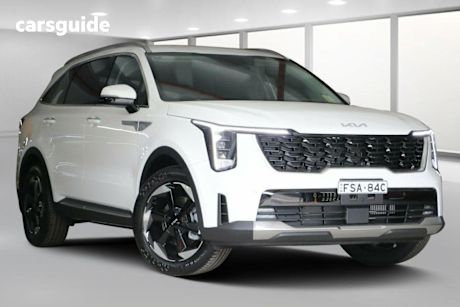 White 2025 Kia Sorento Wagon Sport+ 7 Seat