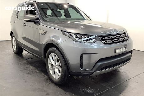 Grey 2018 Land Rover Discovery Wagon Td6 Se
