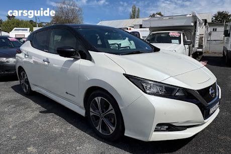White 2019 Nissan Leaf Hatchback
