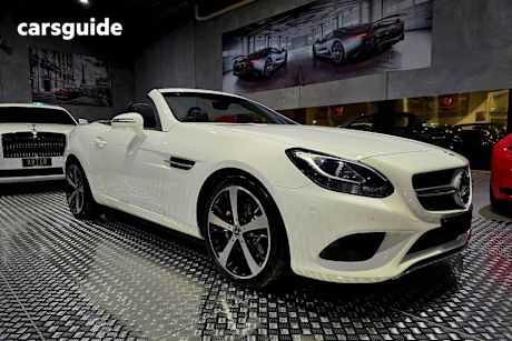 White 2019 Mercedes-Benz SLC-Class Sedan SLC200 R