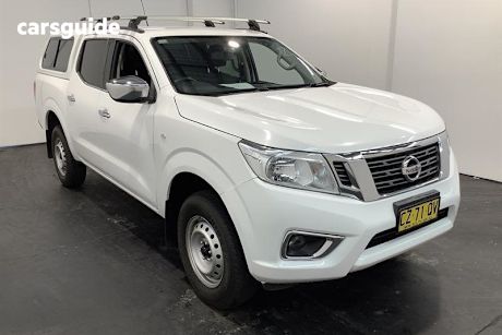 White 2020 Nissan Navara Dual Cab Pick-up Rx (4X2)