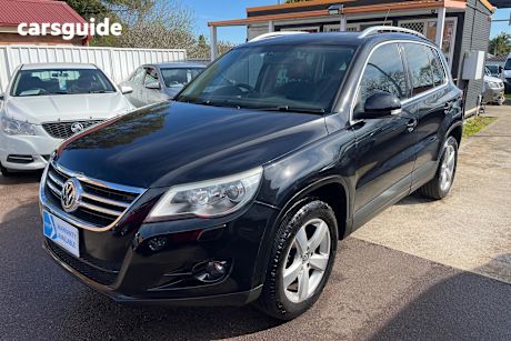 Black 2009 Volkswagen Tiguan Wagon 147 Tsi