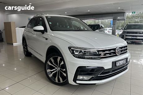 White 2017 Volkswagen Tiguan Wagon 162 Tsi Highline