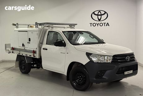 White 2022 Toyota Hilux Ute Tray WORKMATE R