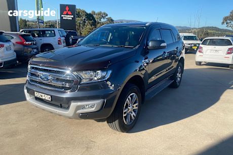 Grey 2015 Ford Everest SUV TREND 4X4