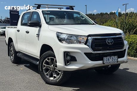 White 2019 Toyota Hilux Ute Tray SR HI-RIDER R