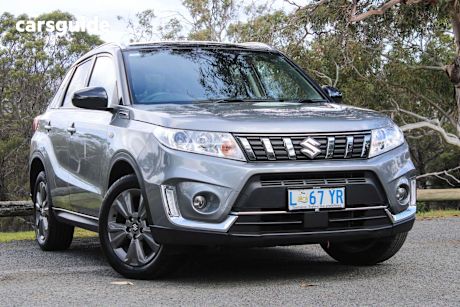 Grey 2024 Suzuki Vitara Wagon Beat