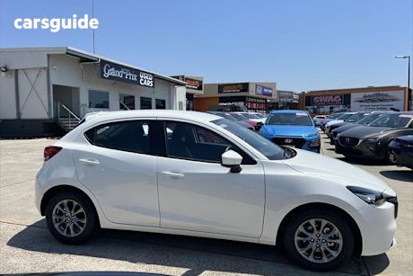 White 2024 Mazda Mazda2 Hatch G15 PURE F