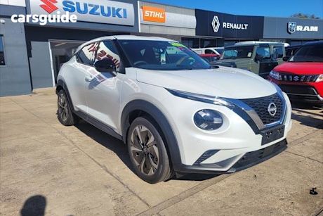 White 2024 Nissan Juke Hatchback St-L
