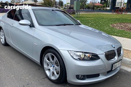 Silver 2009 BMW 3 Coupe 323I R