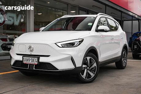 White 2023 MG ZS EV SUV ESSENCE F