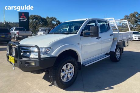 White 2013 Mitsubishi Triton Ute Tray GLX 4X4