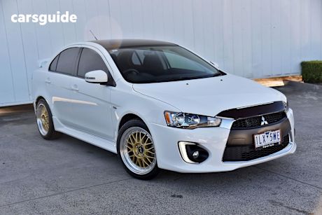White 2017 Mitsubishi Lancer Sedan Es Sport