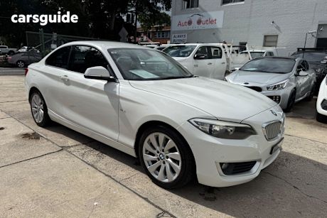 White 2014 BMW 220I Coupe Modern Line