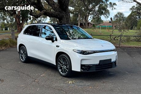White 2024 Leapmotor C10 SUV DESIGN R