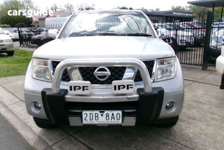 Silver 2005 Nissan Pathfinder SUV TI 4X4