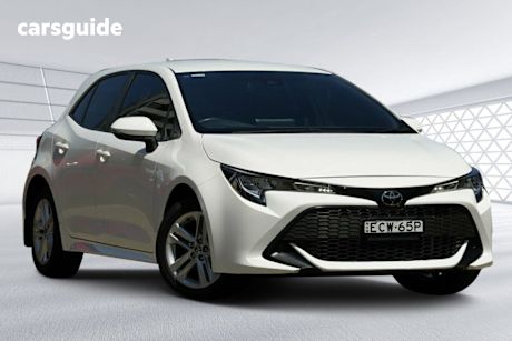 White 2019 Toyota Corolla Hatchback Ascent Sport