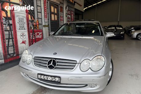 Silver 2004 Mercedes-Benz CLK-Class Coupe CLK320 ELEGANCE R