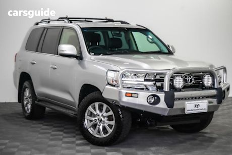 Silver 2018 Toyota Landcruiser Wagon Vx (4X4)
