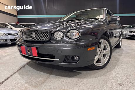 Grey 2009 Jaguar X-Type Sedan 2.1 Le