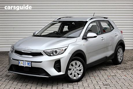 Silver 2023 Kia Stonic Wagon S