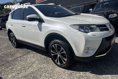 White 2014 Toyota RAV4 Wagon Cruiser (4X4)