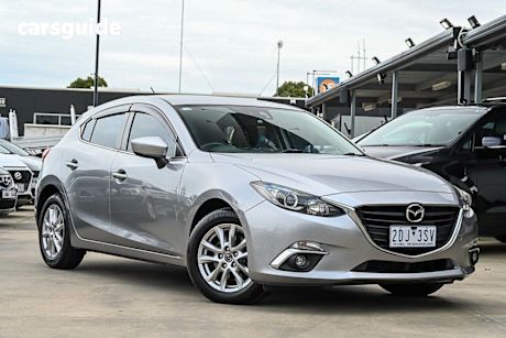 Silver 2015 Mazda 3 Hatchback Maxx