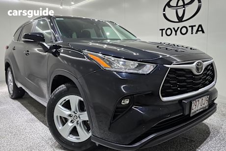 Black 2023 Toyota Kluger SUV GX F