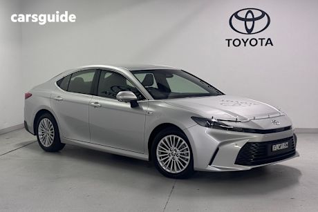 Silver 2024 Toyota Camry Sedan ASCENT F