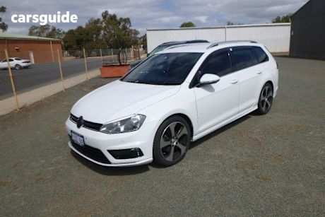 White 2015 Volkswagen Golf Wagon 110 Tsi Highline