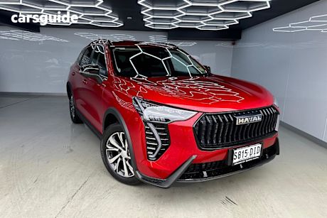 Red 2025 GWM Haval Jolion Wagon Lux