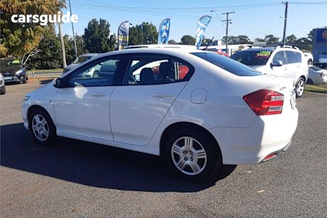 White 2013 Honda City Sedan Vti