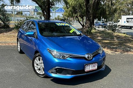 Blue 2015 Toyota Corolla Hatchback Ascent Sport