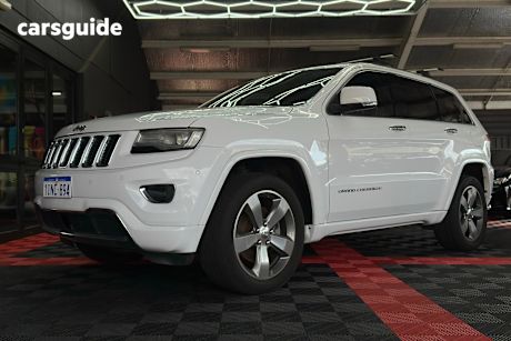 White 2013 Jeep Grand Cherokee Wagon Overland (4X4)