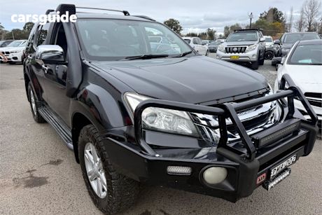 Black 2016 Isuzu MU-X SUV LS-T 4X4