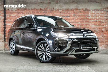 Black 2021 Mitsubishi Outlander SUV LS 4X4