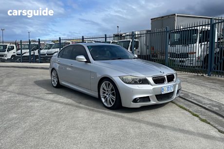 Silver 2010 BMW 320I Sedan Executive