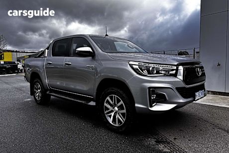 Silver 2018 Toyota Hilux Ute Tray SR5 4X4