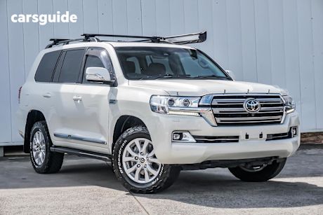 White 2016 Toyota Landcruiser Wagon Sahara (4X4)