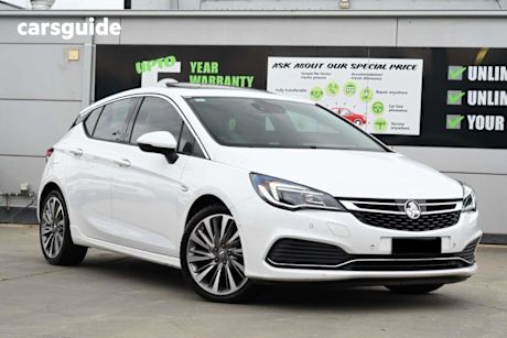 White 2017 Holden Astra Hatch RS-V F