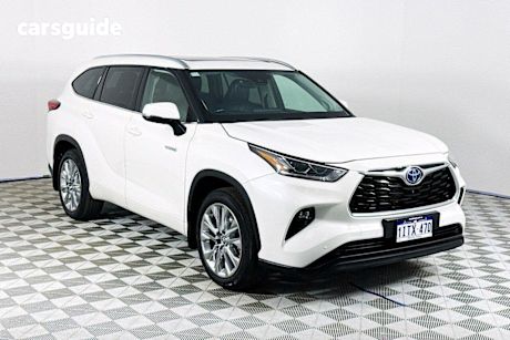 White 2021 Toyota Kluger Wagon Grande Hybrid Awd