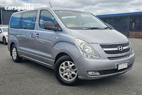 Silver 2014 Hyundai Imax Wagon