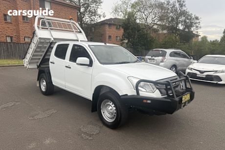 White 2018 Isuzu D-MAX Crew Cab Chassis Sx (4X4)