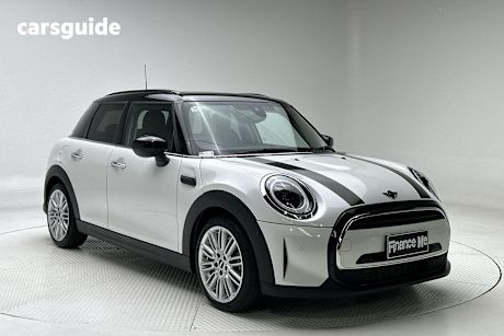 White 2023 Mini Hatch Hatch COOPER CLASSIC F